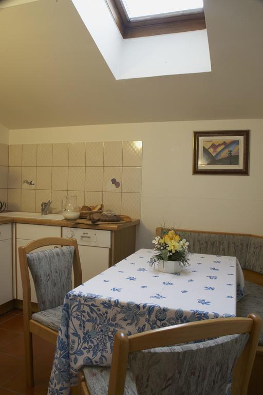 Apartmán Haus Egger Oberdrauburg Pokoj fotografie